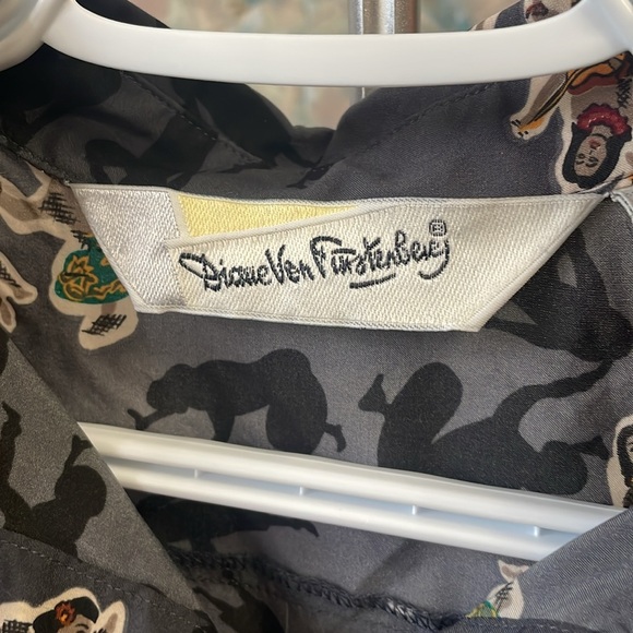 Vintage Diane Von Furstenberg Hawaiian Themed Blouse - Picture 2 of 4